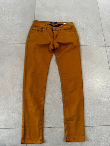 Pantalon Skinny fit Bonobo, très bon état  38x90cm
