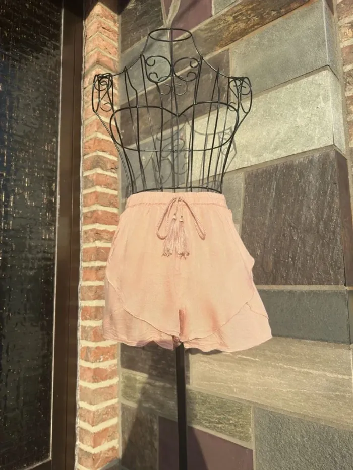 Short fluide rose Primark Taille S / 36 - photo numéro 3
