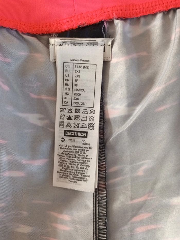 Short fille - photo numéro 7