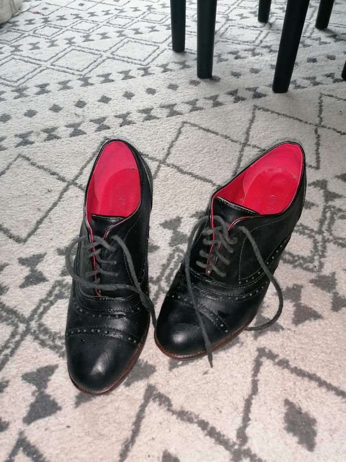 Derbies à talon noire pointure 38 - photo numéro 2