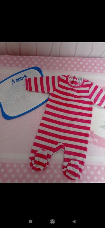 Pyjama Vertbaudet 1 mois