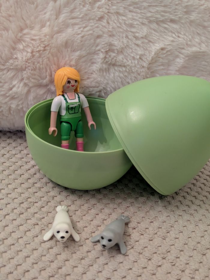 Playmobil Zoo 9418 - Soigneuse avec bébés phoques - photo numéro 4