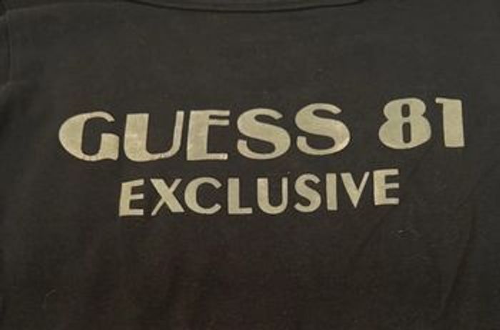 Tee Shirt Guess  14 ans - photo numéro 3