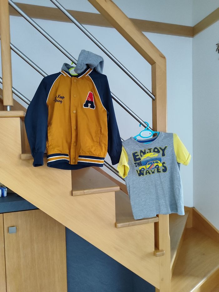 Vêtements 6 ans lot garçon - photo numéro 2