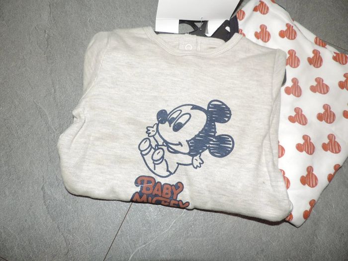 lot de 2 pyjamas mickey disney baby taille 9 mois neuf - photo numéro 2