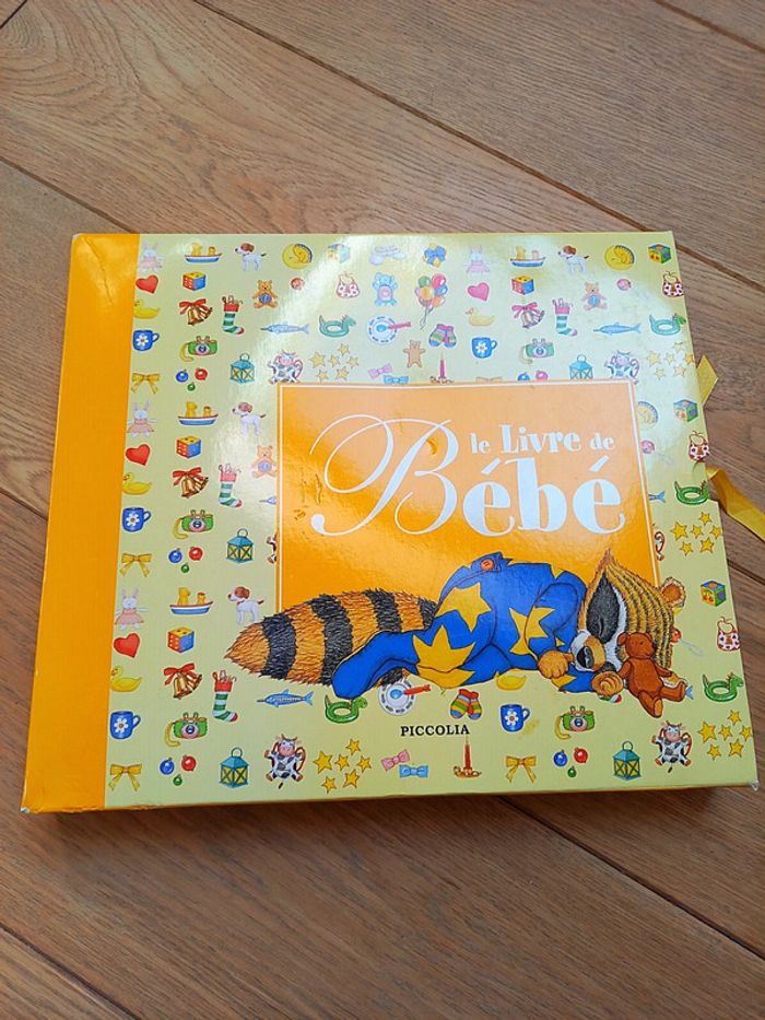 Le livre de bébé