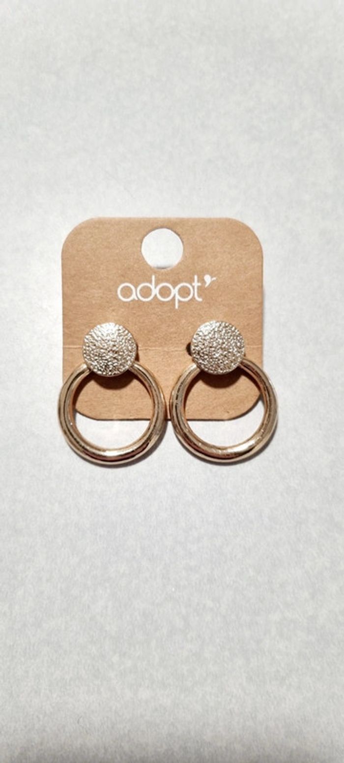 Boucles d'oreilles rondes dorées parfois neuve avec étiquette