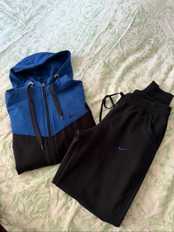 Ensemble Nike