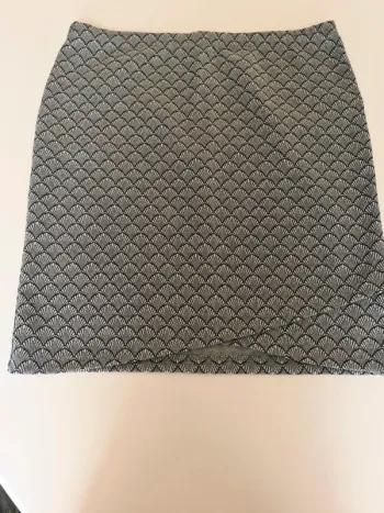 Jupe courte taille L