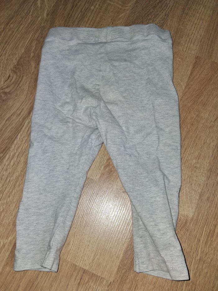 Legging gris disney 12 mois - photo numéro 3