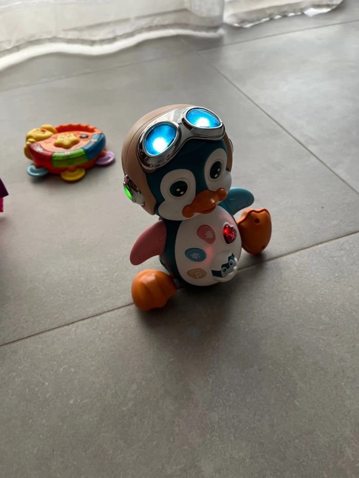 Jeux jouets bébé enfants 1er âge - photo numéro 3