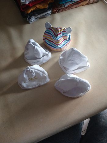 Lot de 5 bonnet de naissance
