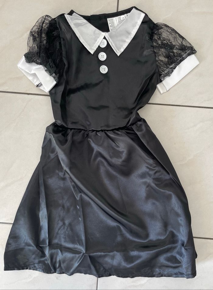 Déguisement robe et perruque Mercredi Adams T 7-9 ans Neuve étiquette - photo numéro 8