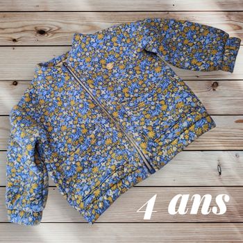 Veste colorée Sergent Major fleurs et Lion