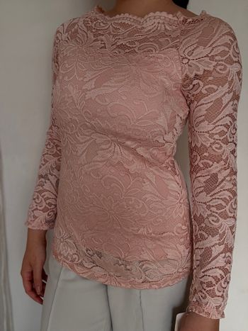 T-shirt dentelle rose pâle LEA A taille S - top chic féminin - neuf avec étiquette