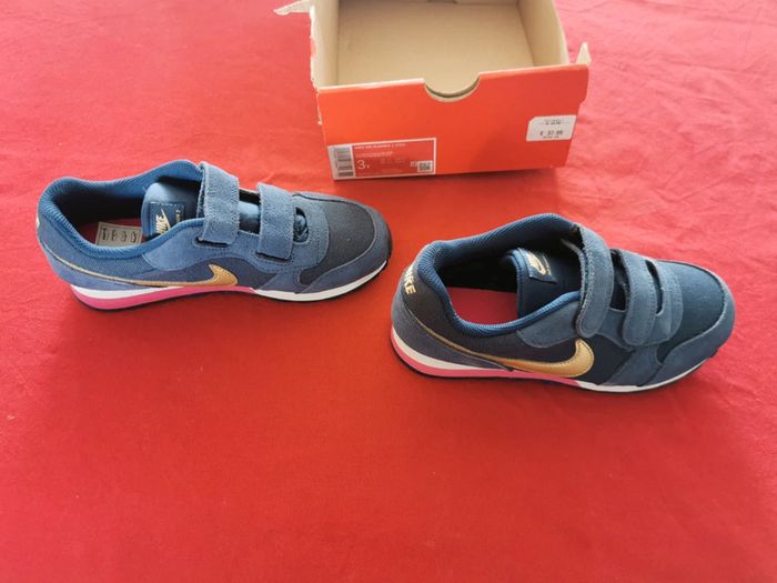 Basket nike md runner 2 bleu daim et jean neuve - photo numéro 10