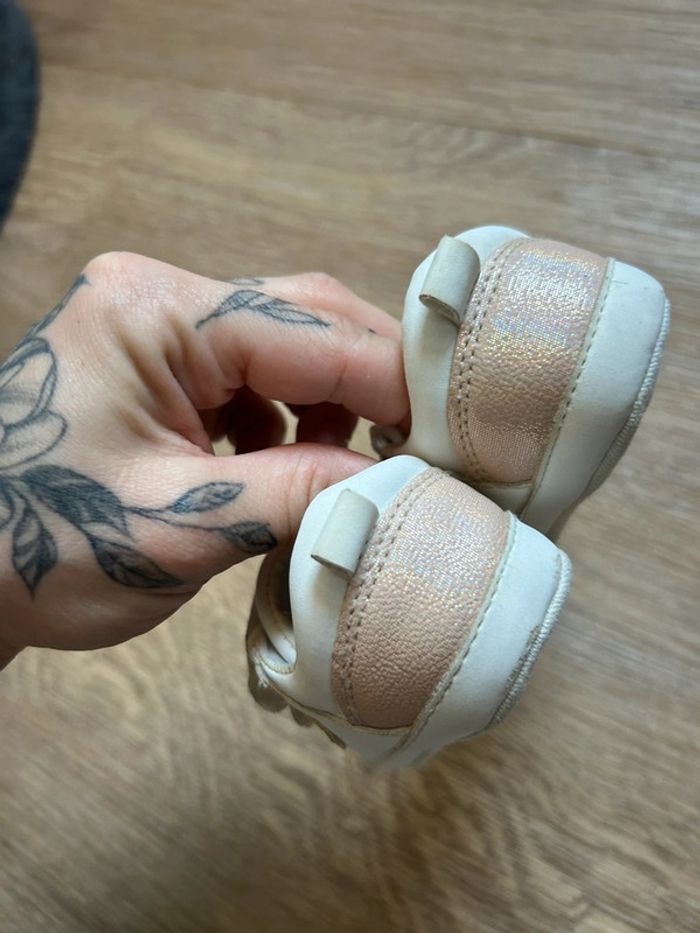 Baskets blanche - photo numéro 3