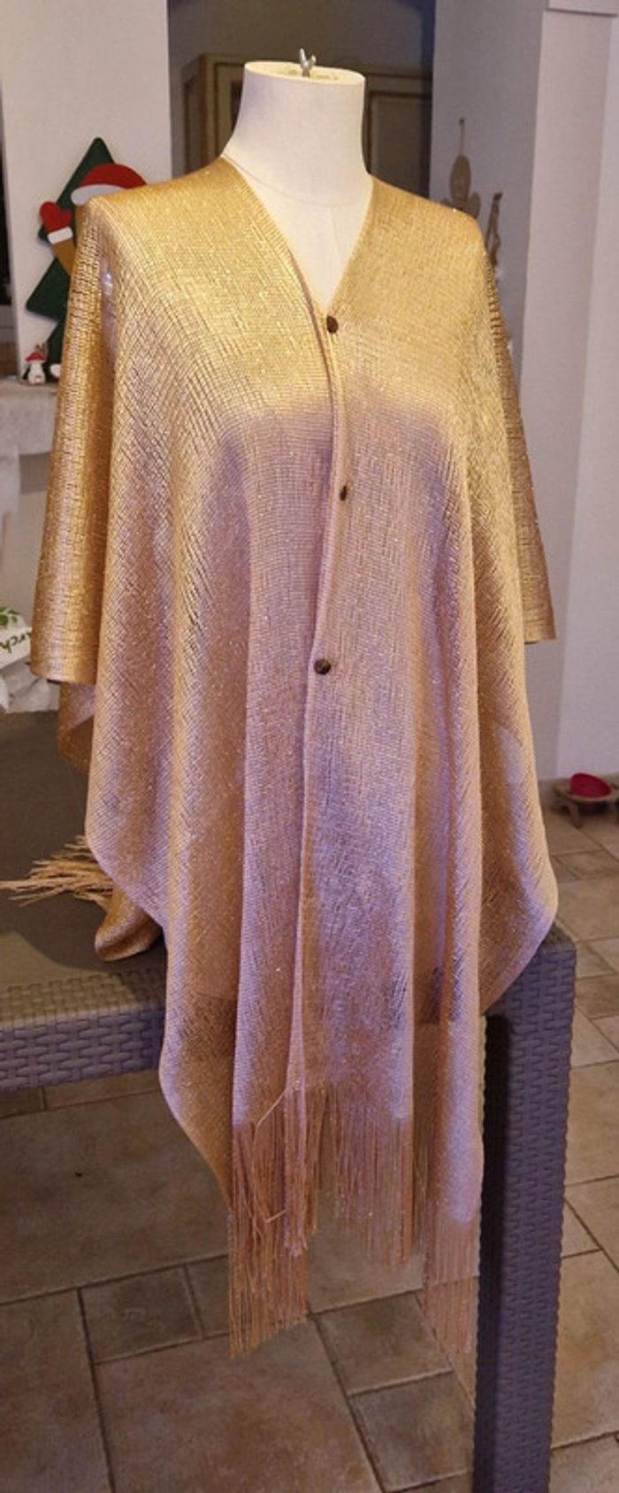 Poncho cape fine maille dorée neuf