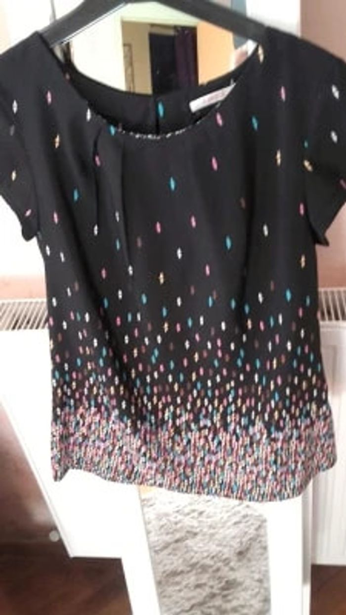 Tee-shirt/blouse à manches courtes