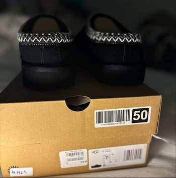 UGG noires 38 neuves 