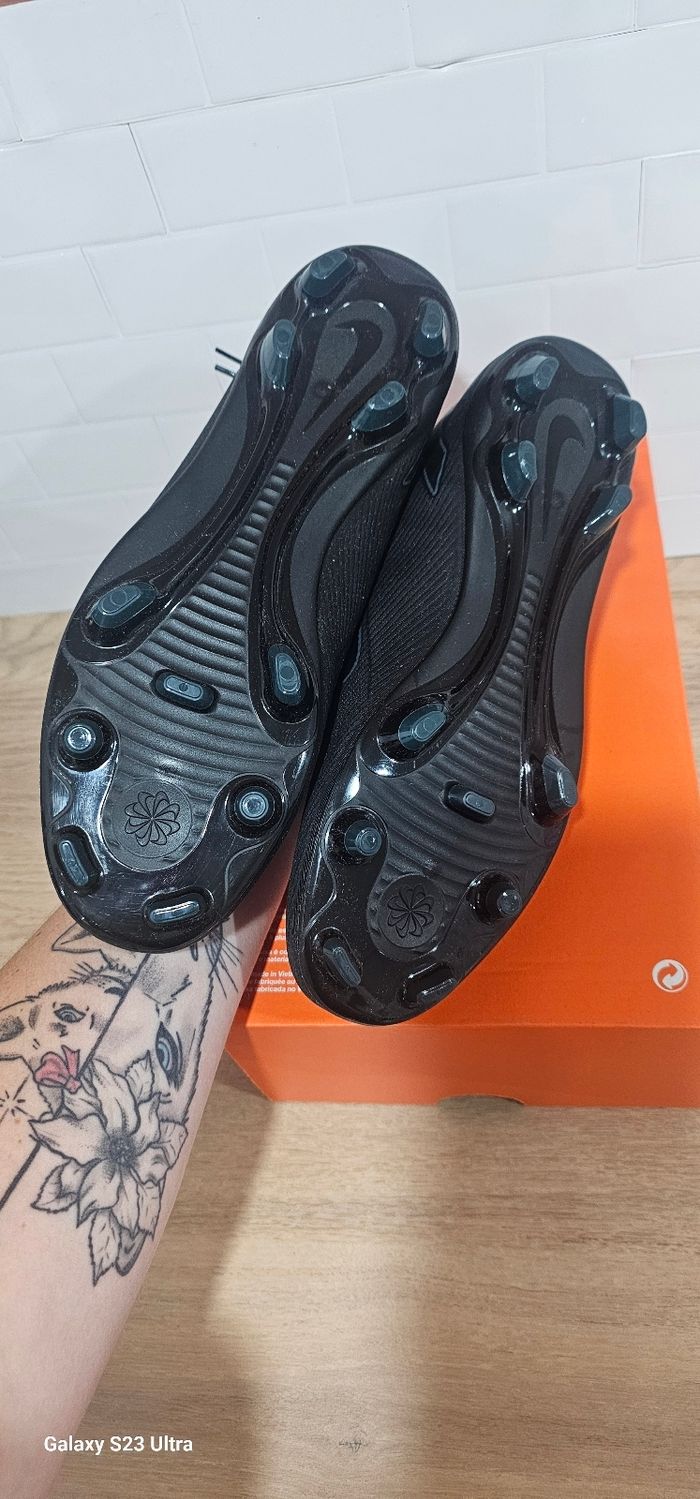 Crampon nike vapor 16 homme pointure 44 neuve jamais porté - photo numéro 6
