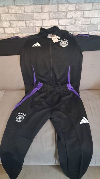 Ensembles Adidas neuf