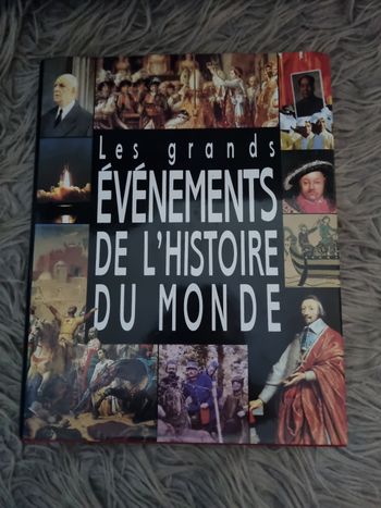 Grand livre (Les Grands Événements de l'Histoire du Monde)