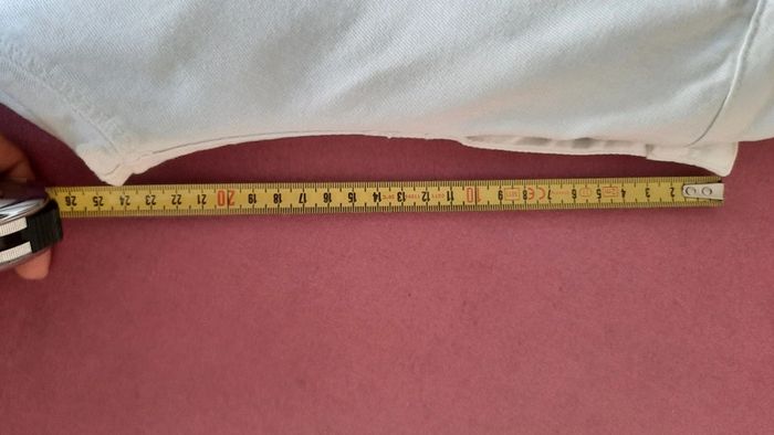 Jean troué Stradivarius taille 32 - photo numéro 6