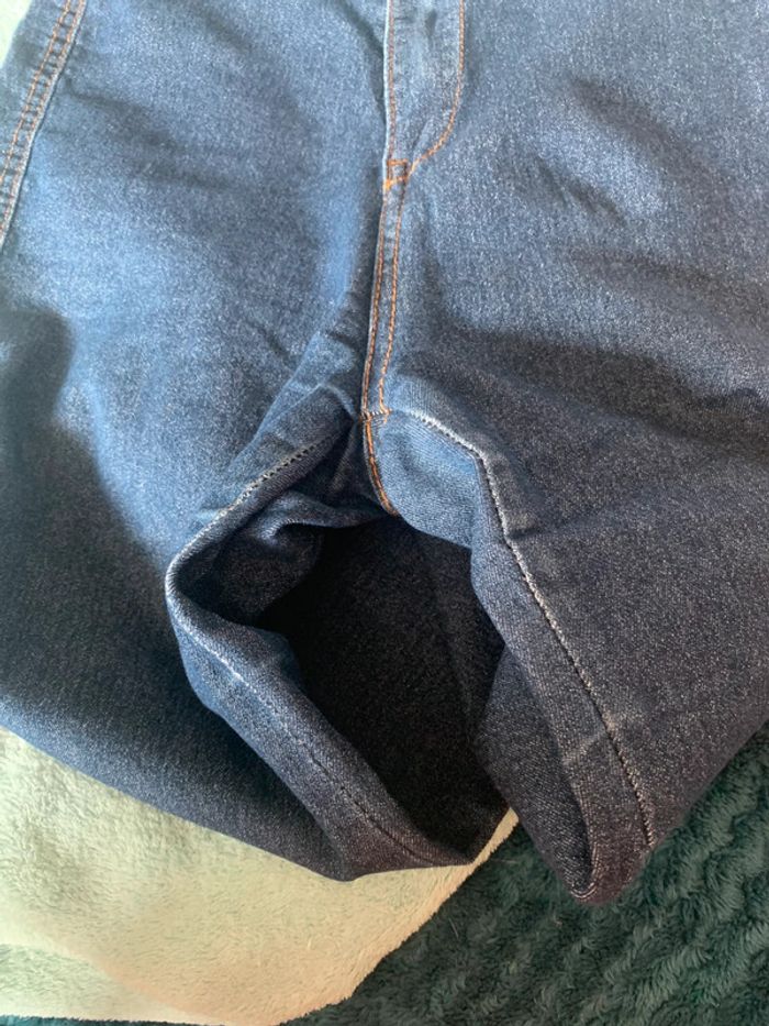 Jean pull&bear - photo numéro 3