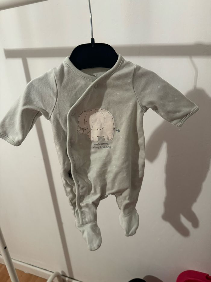Lot de vêtements pour bébé - photo numéro 7