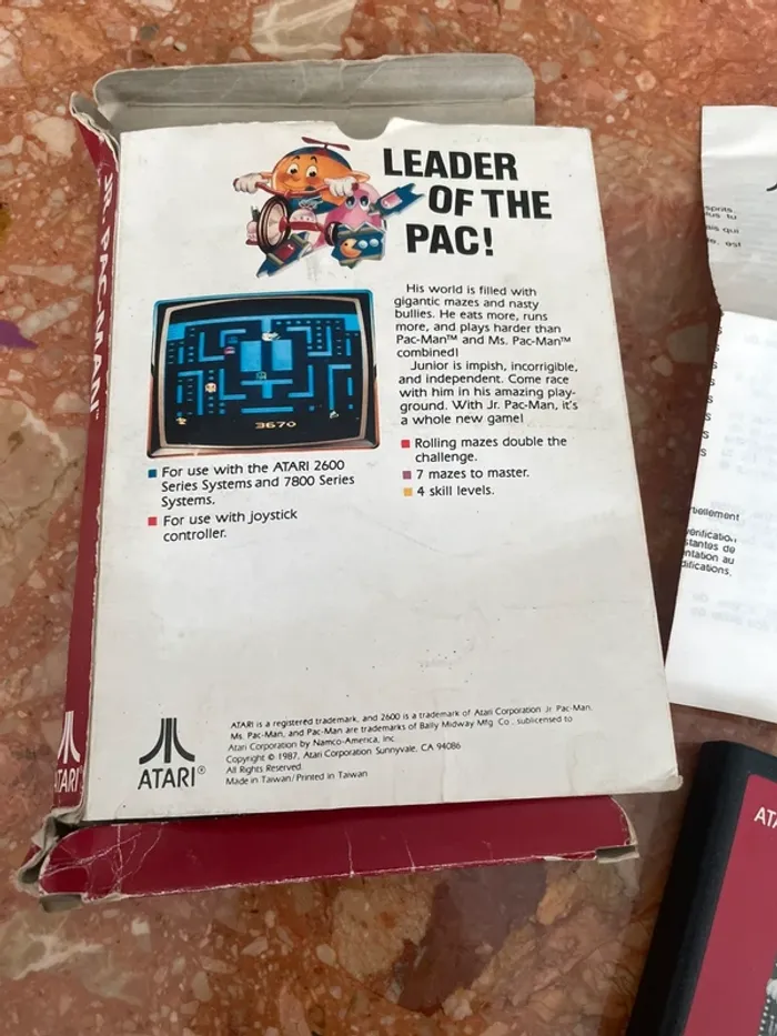 Atari 2600 avec sa notice 1987 Printed 1987 in Taiwan - photo numéro 4