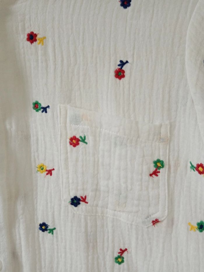 In April 1986. Blouse en gaze de coton - photo numéro 3