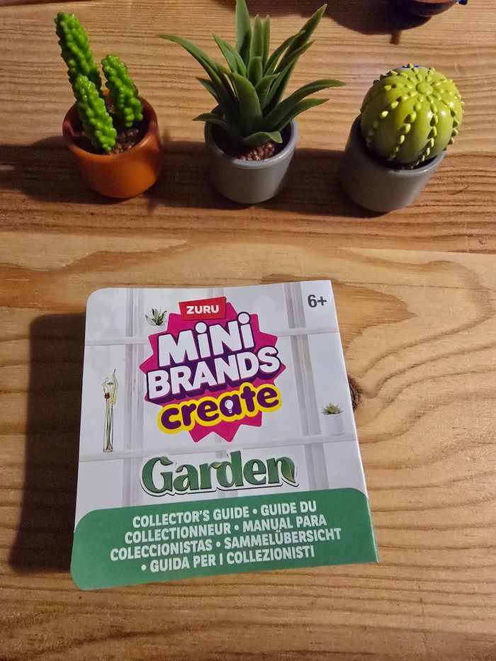 Mini brands create Garden