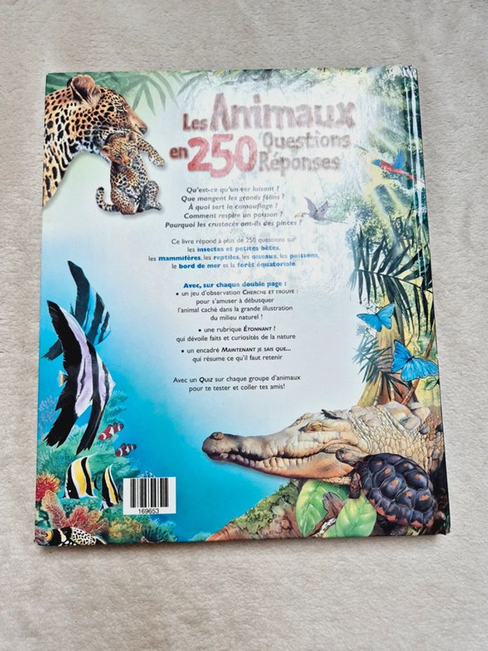 Livre les animaux en 250 questions réponses - photo numéro 2