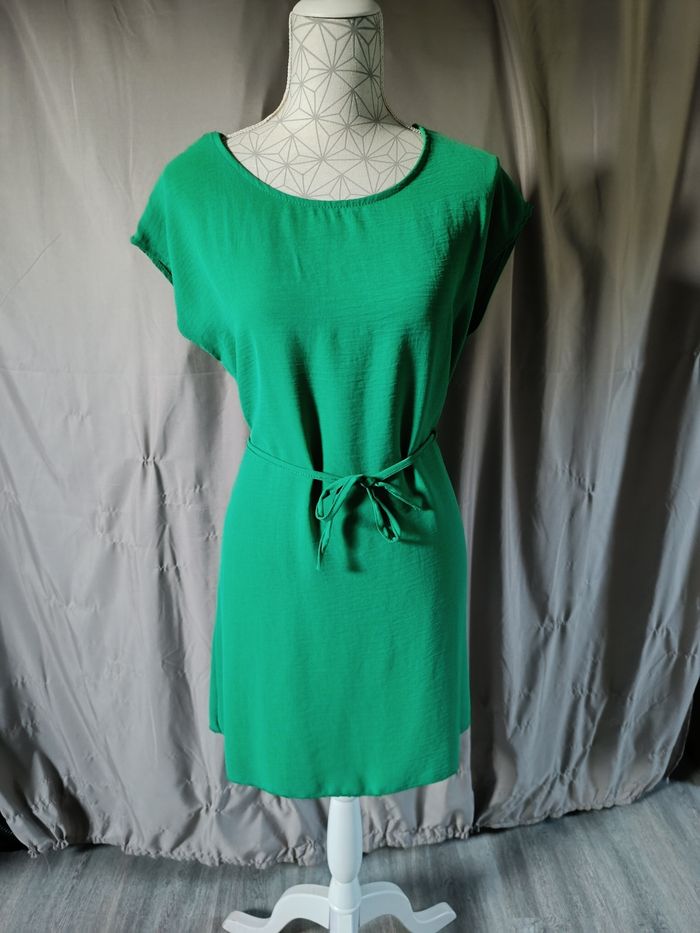 Robe vert - photo numéro 2