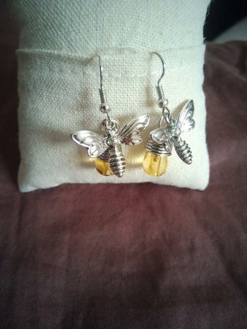 Boucles d'oreilles abeille 🐝.
