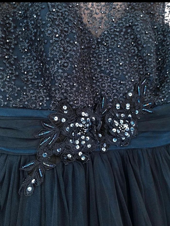 Robe  de  soirée  marine  strass  sequins  -  Ashwi  -  M  = S  actuel -  Comme  Neuve - photo numéro 8