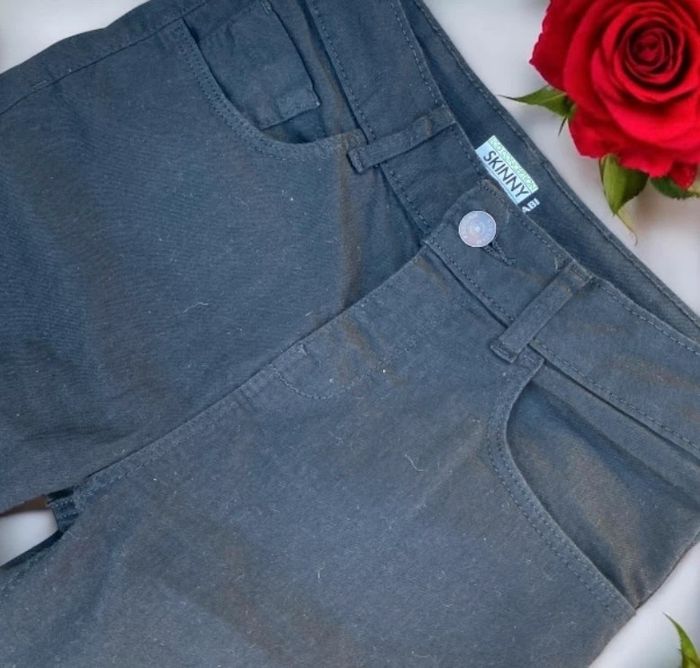 🌹Jeans skinny noir kiabi,femme taille S🌹 - photo numéro 4