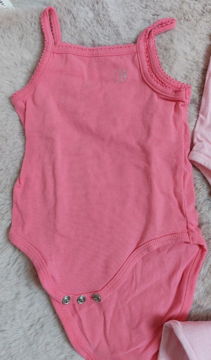 Lot de 3 bodys 3 mois - photo numéro 5