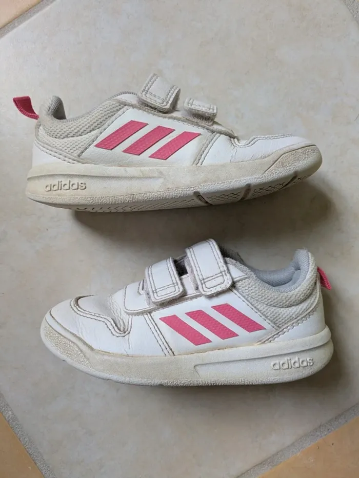 Baskets fille adidas 25 avec scratch