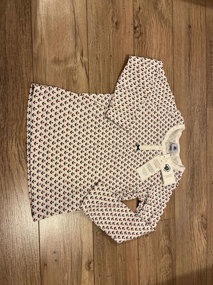 6 ans - haut petit bateau fleurs neuf