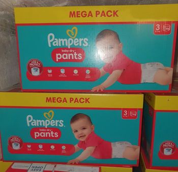 Couches pampers taille 3pants 208couches