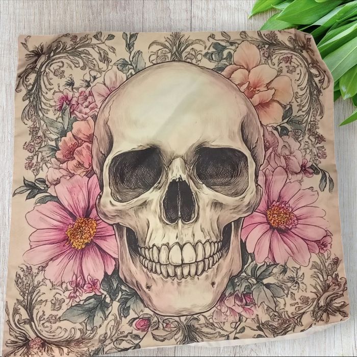 Housse de coussin  tête de mort gothique - photo numéro 2