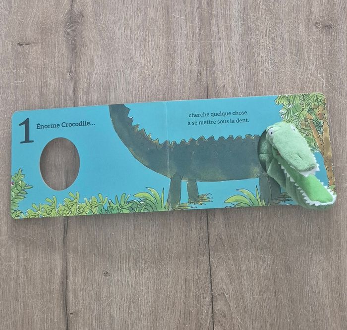 Grand livre marionnette L'énorme crocodile - photo numéro 3