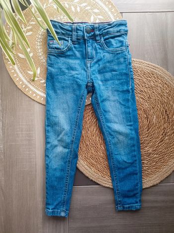🐼 Jean Slim taille 3ans