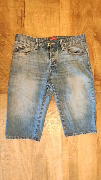 Short en jean délavé
