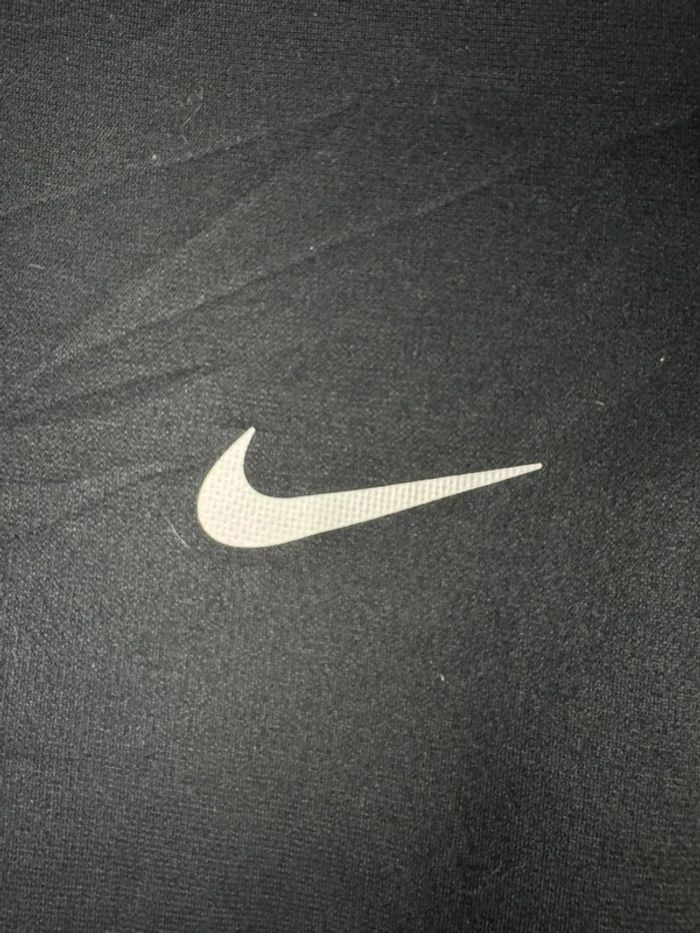 Sweat Nike noir a capuche taille L - photo numéro 4