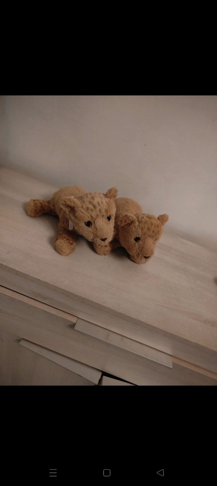 Lots lion peluche