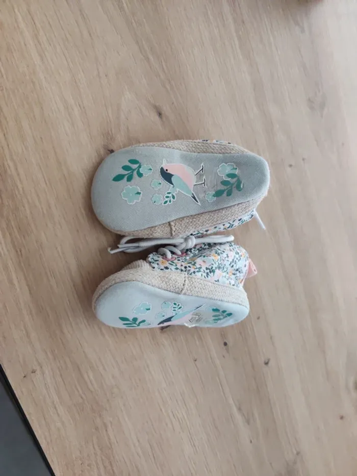 Chaussures bébé - photo numéro 2