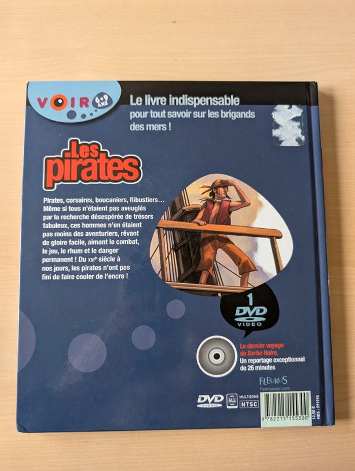 Livre les pirates avec 1 DVD - photo numéro 2